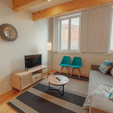 Apartment Downtown Clerigos With View By Homing *